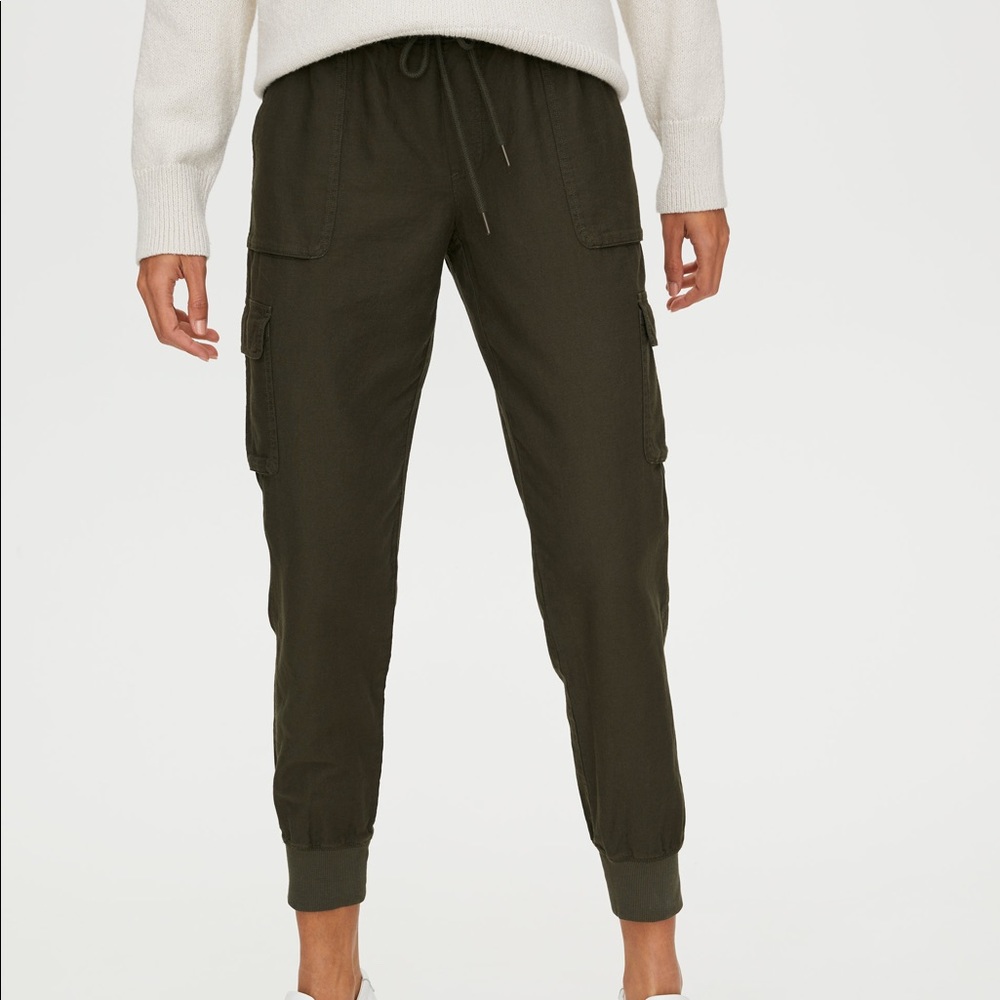 Community Cebu Pants in Fatigue